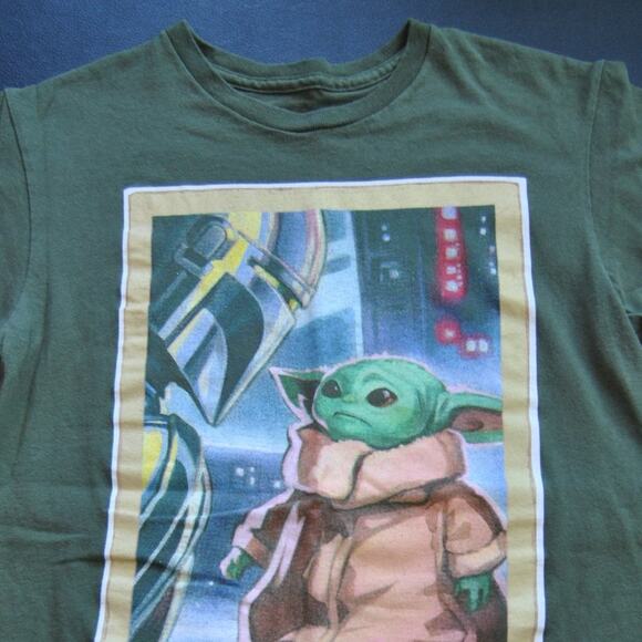 Star Wars The Child Yoda Small Green Short Sleeve Shirt - Picture 3 of 7